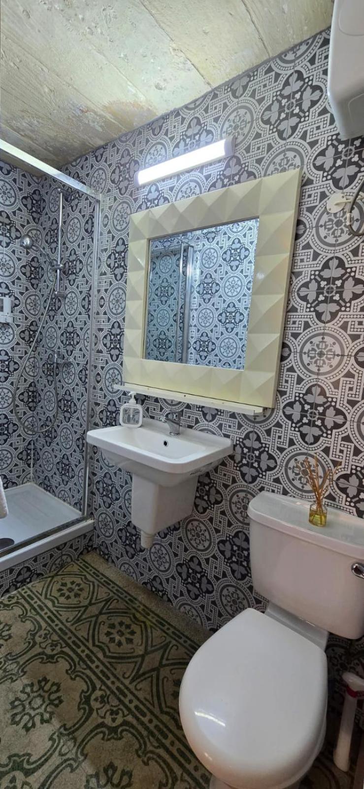 Servants' Quarters Studio Apartment Valeta Exterior foto